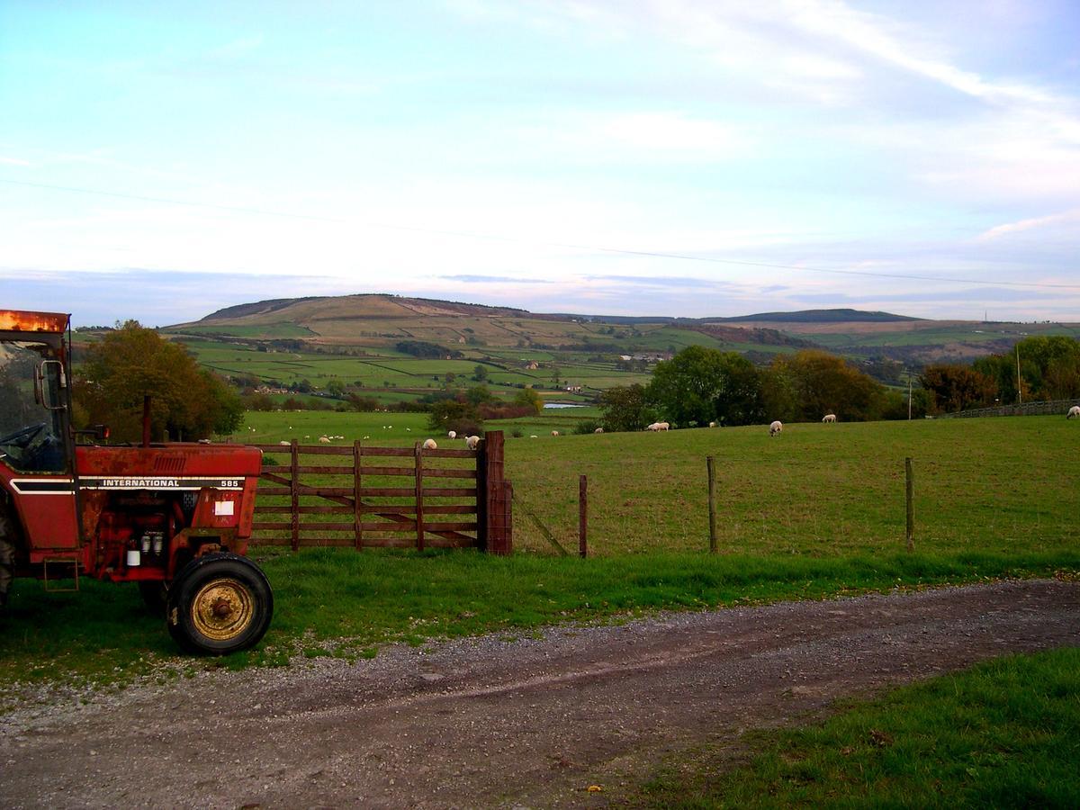 Silsden Pickersgill Manor Farm B&B 외부 사진